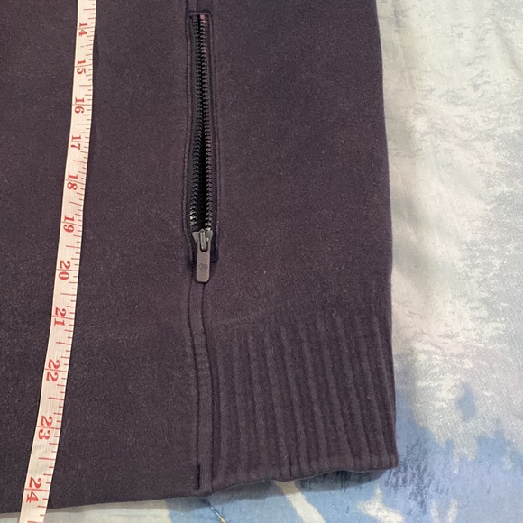 Lululemon NTS jacket - Picture 8 of 9